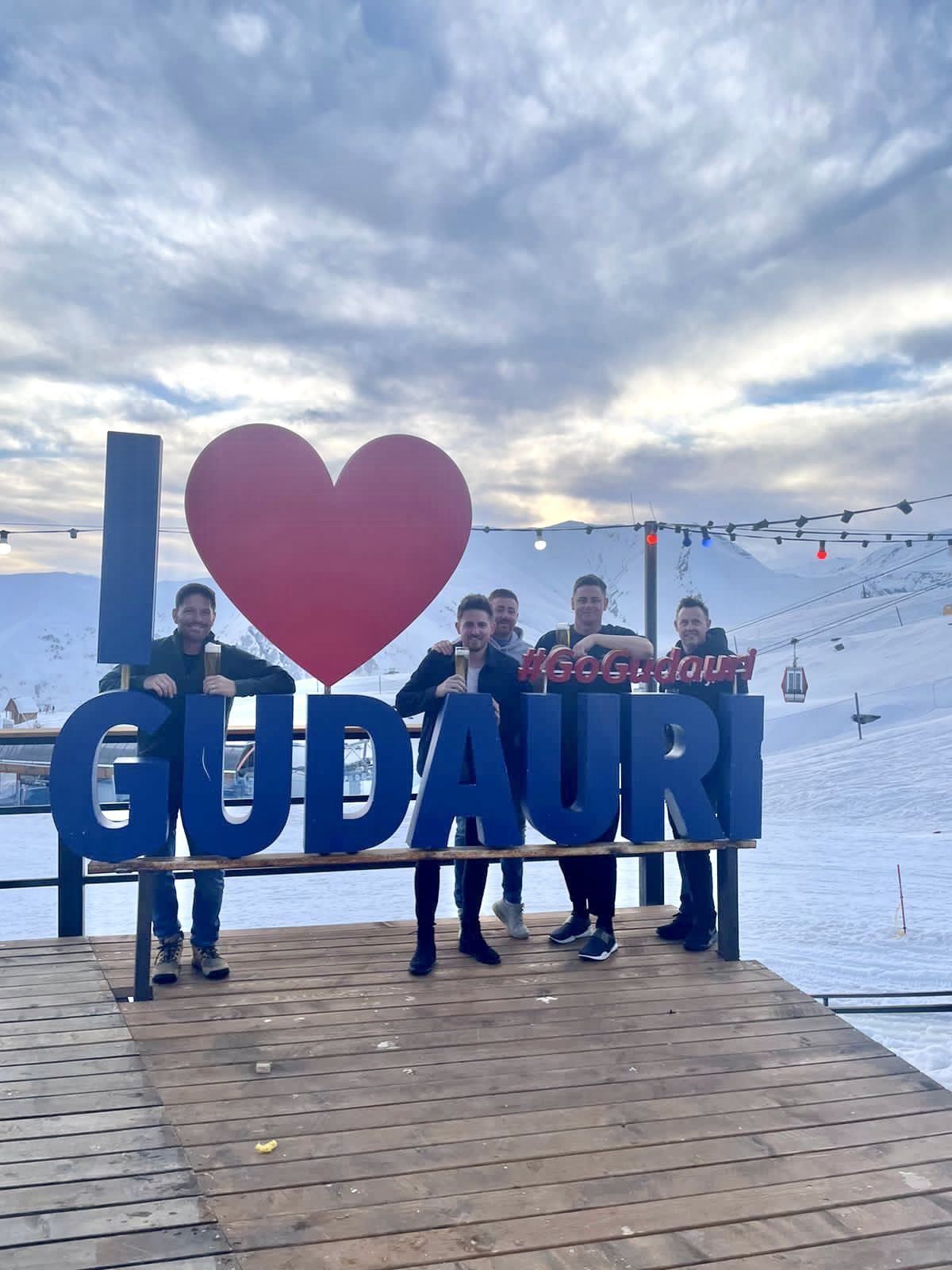 d1ef17a8-62ec-41fc-8d48-12a0bdbd3371-min